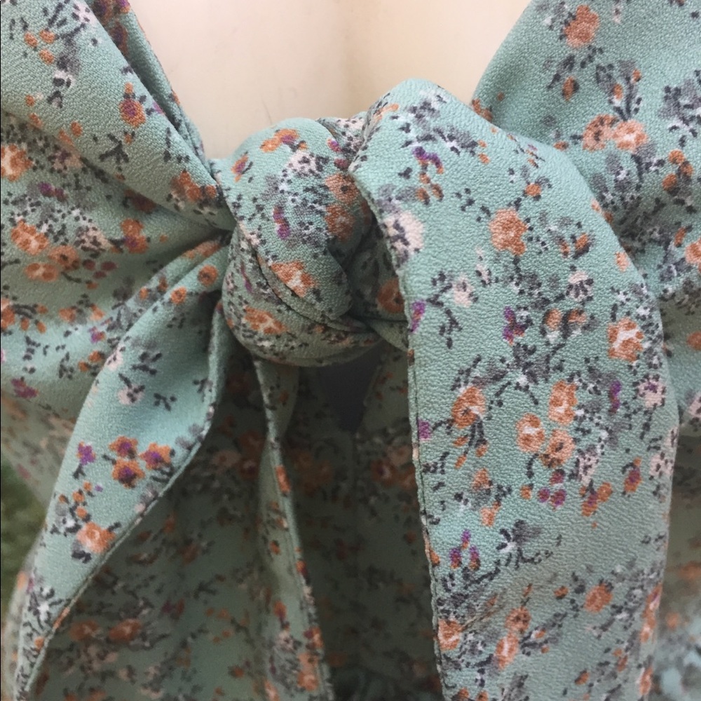 Breezy baby doll camisole in pale green floral peplum  floral corset top - Picture 2 of 7